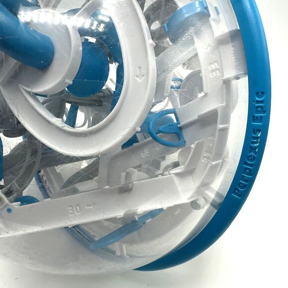Perplexus Toy Epic Maze Ball Brain Teaser 3d Gravity Puzzle Mind Blue        (I) - Picture 5 of 6